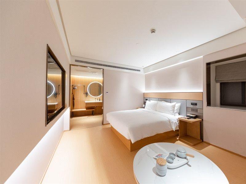 Hotel Ji Changshou Road Yaxin Life Plaza Xangai